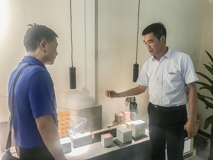 國家“固廢資源化”重點專項專家組蒞臨萬達(dá)業(yè)合作開展環(huán)保項目工作